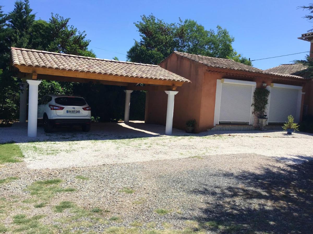 Charmant Appartement A Le Muy Avec Terrasse Et Jardin Exteriör bild
